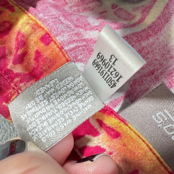 Chico’s Elephant Print Button Shirt Women’s Size 2 (XL) Tribal Boho Top - Picture 5 of 9